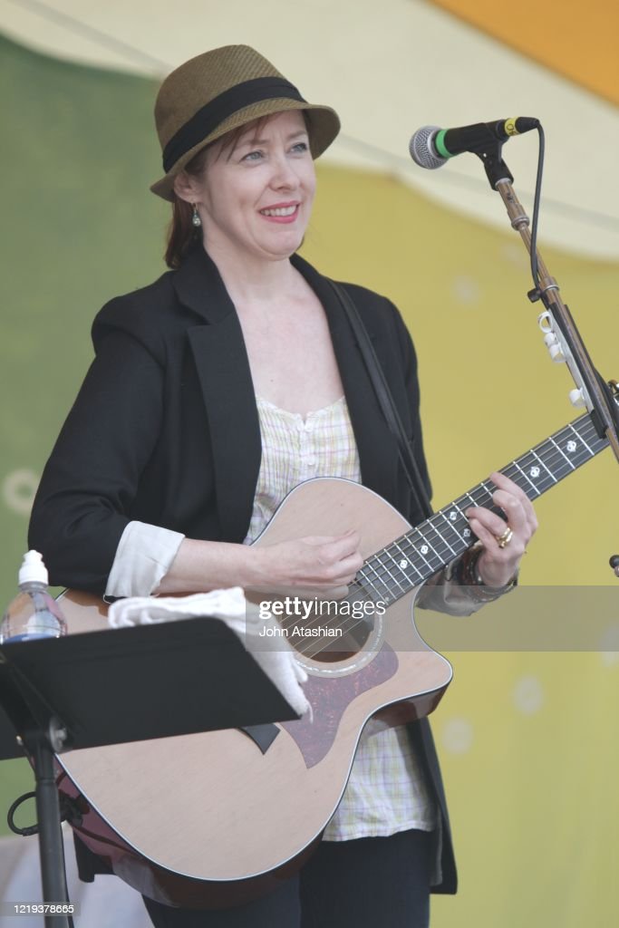Suzanne Vega performing live on stage in 2008
